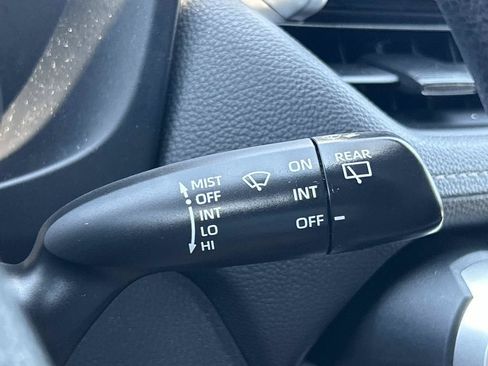 Used 2024 Toyota RAV4 LE FWD image 31