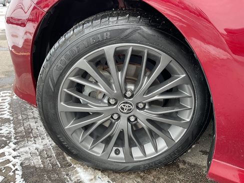 Used 2020 Toyota Camry XLE image 43