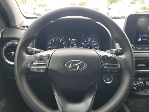 Used 2022 Hyundai Kona SEL image 16