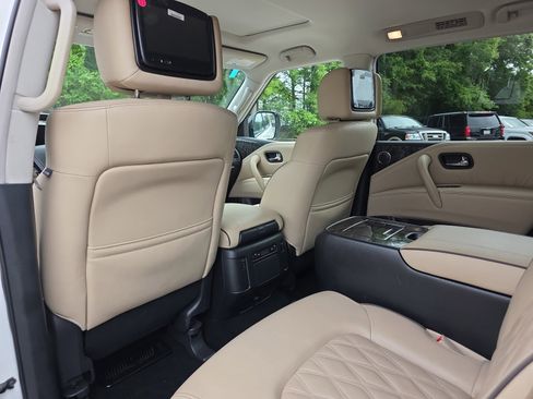 Used 2022 Nissan Armada Platinum w/ Captain's Chairs Package RWD image 39