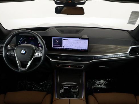 Used 2025 BMW X5 sDrive40i image 8
