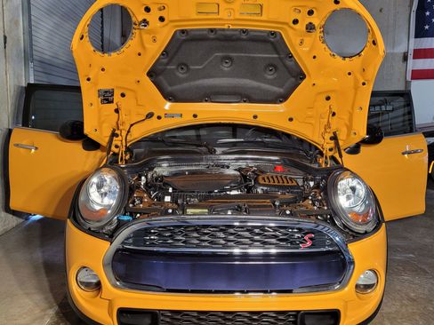 Used 2015 MINI Cooper S image 12