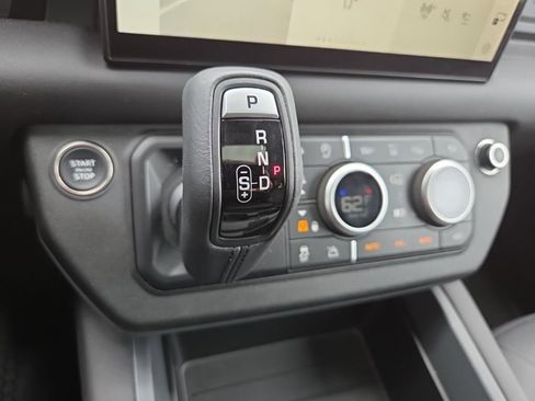 Used 2025 Land Rover Defender 110 S AWD/4WD image 26