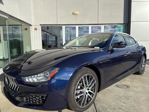 Used 2020 Maserati Ghibli image 4