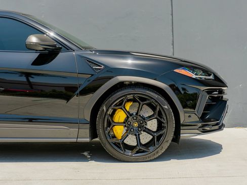 Used 2024 Lamborghini Urus Performante AWD/4WD image 39