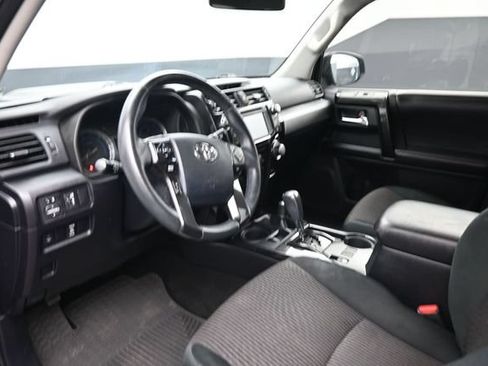 Used 2015 Toyota 4Runner Trail AWD/4WD image 15
