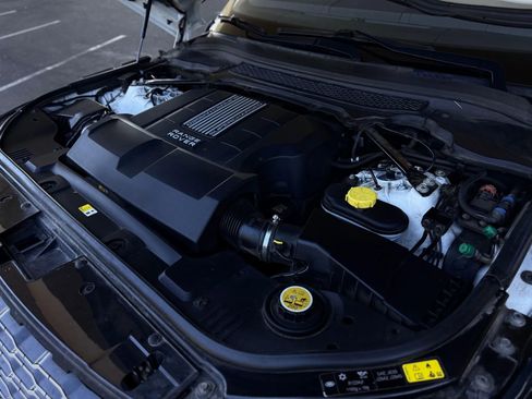 Used 2014 Land Rover Range Rover Supercharged image 77