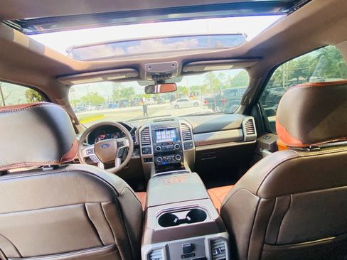 Used 2019 Ford F250 King Ranch w/ King Ranch Ultimate Package AWD/4WD image 8