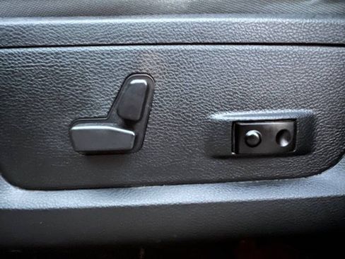 Used 2018 RAM 1500 Big Horn image 10