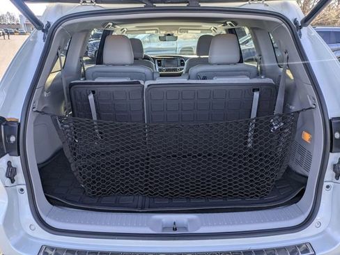 Used 2019 Toyota Highlander Limited image 13