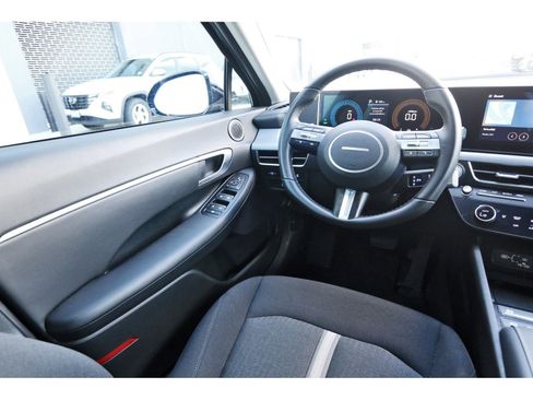 Certified 2025 Hyundai Sonata SEL FWD image 10