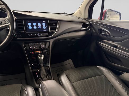Used 2018 Buick Encore Preferred FWD image 19