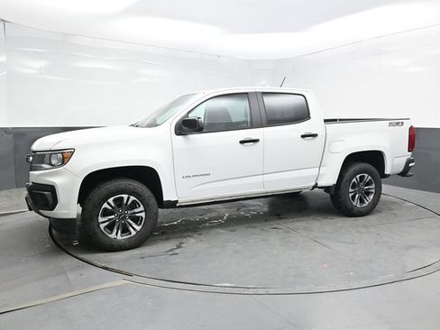Used 2022 Chevrolet Colorado Z71 w/ Safety Package AWD/4WD image 3