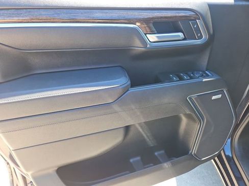 Used 2025 GMC Sierra 1500 Elevation w/ Preferred Package image 23