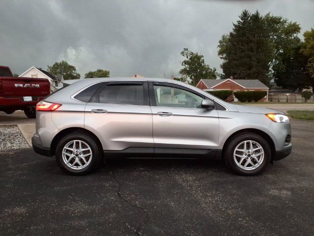 Used 2023 Ford Edge SEL AWD/4WD image 8