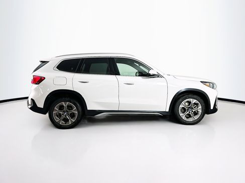 Used 2025 BMW X1 xDrive28i image 10