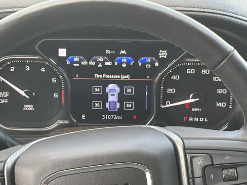 Used 2019 GMC Sierra 1500 Denali w/ Denali Ultimate Package image 11