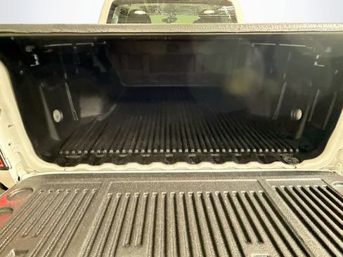 Used 2015 GMC Canyon SLT w/ Driver Alert Package AWD/4WD image 25