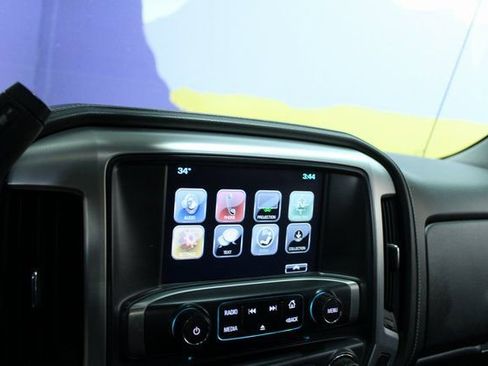 Used 2017 GMC Sierra 1500 SLE image 17