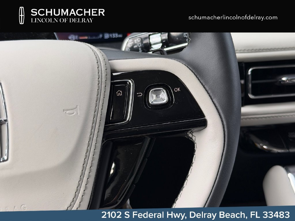 New 2027 Lincoln Aviator AWD image 23