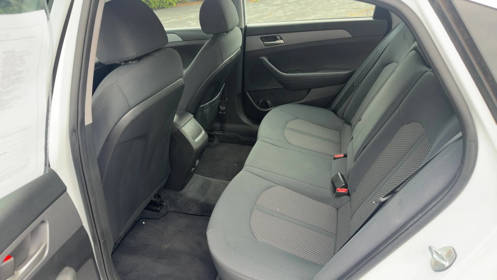 Used 2018 Hyundai Sonata SE FWD image 14