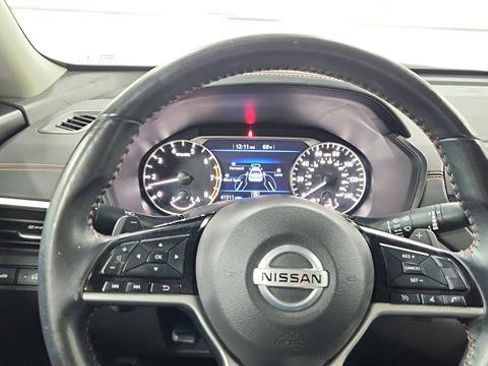 Used 2021 Nissan Altima 2.5 SR image 15