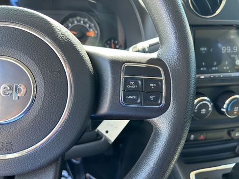 Used 2015 Jeep Patriot Sport w/ Power Value Group AWD/4WD image 16
