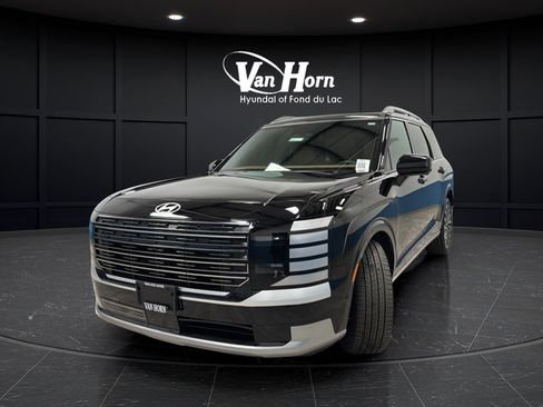 Used 2026 Hyundai Palisade Calligraphy AWD/4WD image 3