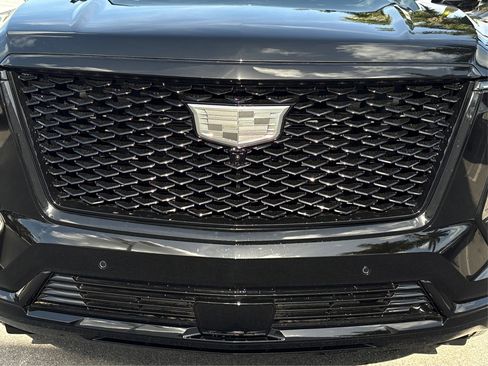 New 2026 Cadillac Escalade ESV Platinum Sport image 15