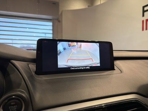 Used 2023 MAZDA CX-9 Touring image 15