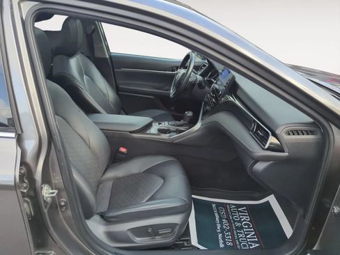 Used 2021 Toyota Camry XSE FWD image 15