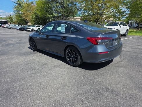 Used 2024 Honda Civic Sport image 5