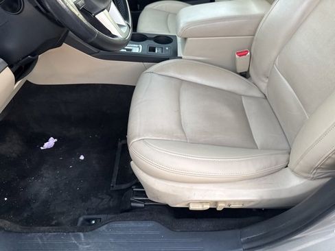 Used 2015 Subaru Legacy 3.6R Limited image 17