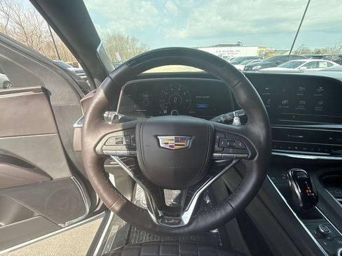 Used 2023 Cadillac Escalade V w/ Heavy-Duty Trailer Package AWD/4WD image 14
