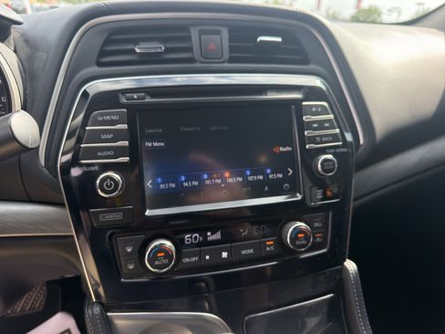 Used 2018 Nissan Maxima 3.5 S image 16