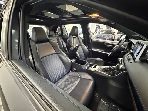 Used 2020 Toyota RAV4 XSE AWD/4WD image 15