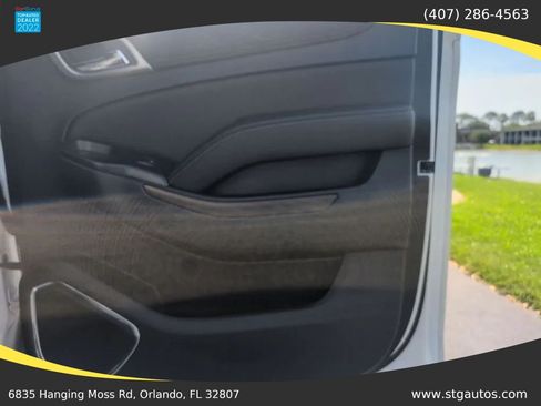 Used 2017 GMC Yukon XL Denali w/ Open Road Package AWD/4WD image 25