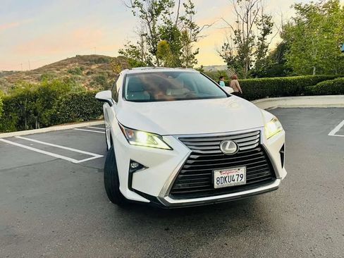 Used 2018 Lexus RX 350 FWD w/ Premium Package image 1