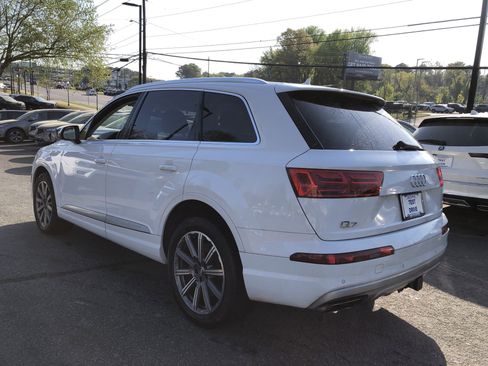 Used 2018 Audi Q7 3.0T Premium Plus image 3