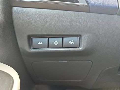 New 2026 Nissan Sentra SL FWD image 10
