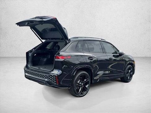 New 2026 Volkswagen Tiguan SE R-Line image 2