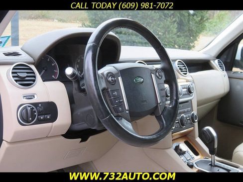 Used 2013 Land Rover LR4 HSE image 31