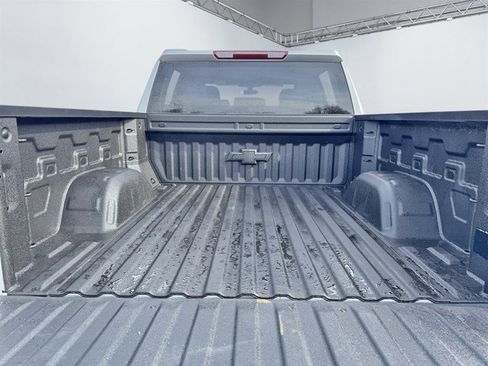 Used 2022 Chevrolet Silverado 1500 RST image 7