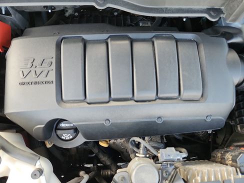 Used 2017 GMC Acadia Limited SLT AWD/4WD image 21