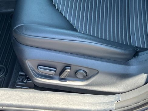 Used 2024 Toyota Camry SE FWD image 10