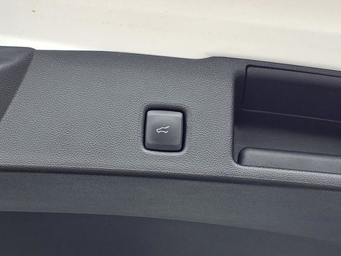 Certified 2022 Ford Escape SE w/ Convenience Package image 22