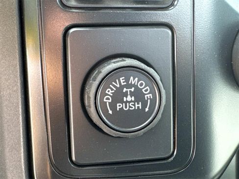 New 2025 Ford F350 XL w/ XL Chrome Package image 27