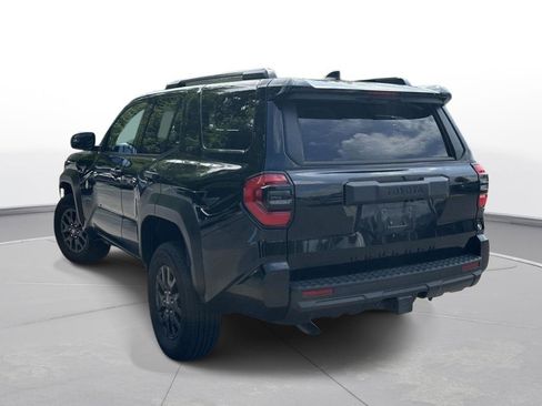 Used 2025 Toyota 4Runner SR5 AWD/4WD image 8