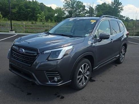 Certified 2023 Subaru Forester Limited AWD/4WD image 1