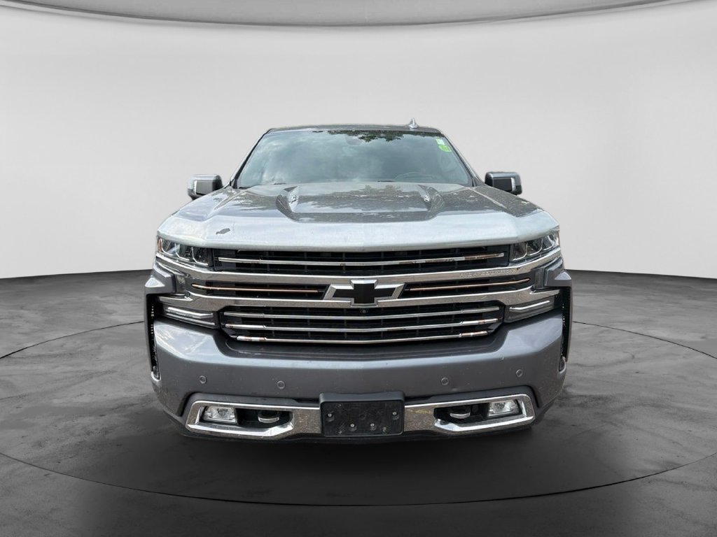 Used 2019 Chevrolet Silverado 1500 High Country w/ Technology Package AWD/4WD image 2